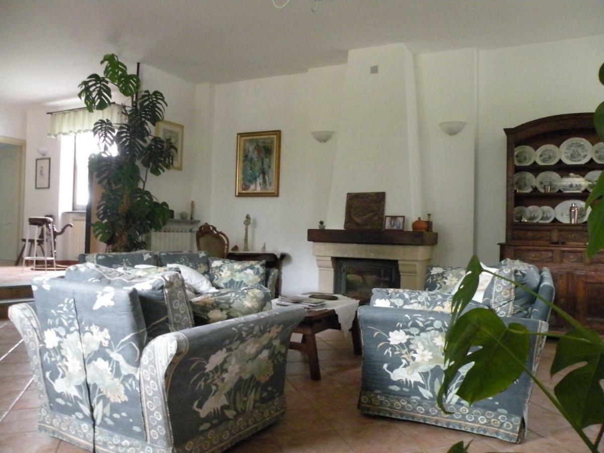 Tetto Nuovo B&B Cuneo Bagian luar foto