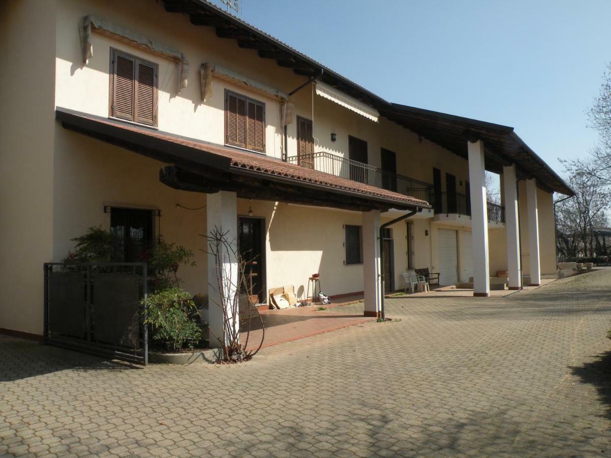 Tetto Nuovo B&B Cuneo Bagian luar foto